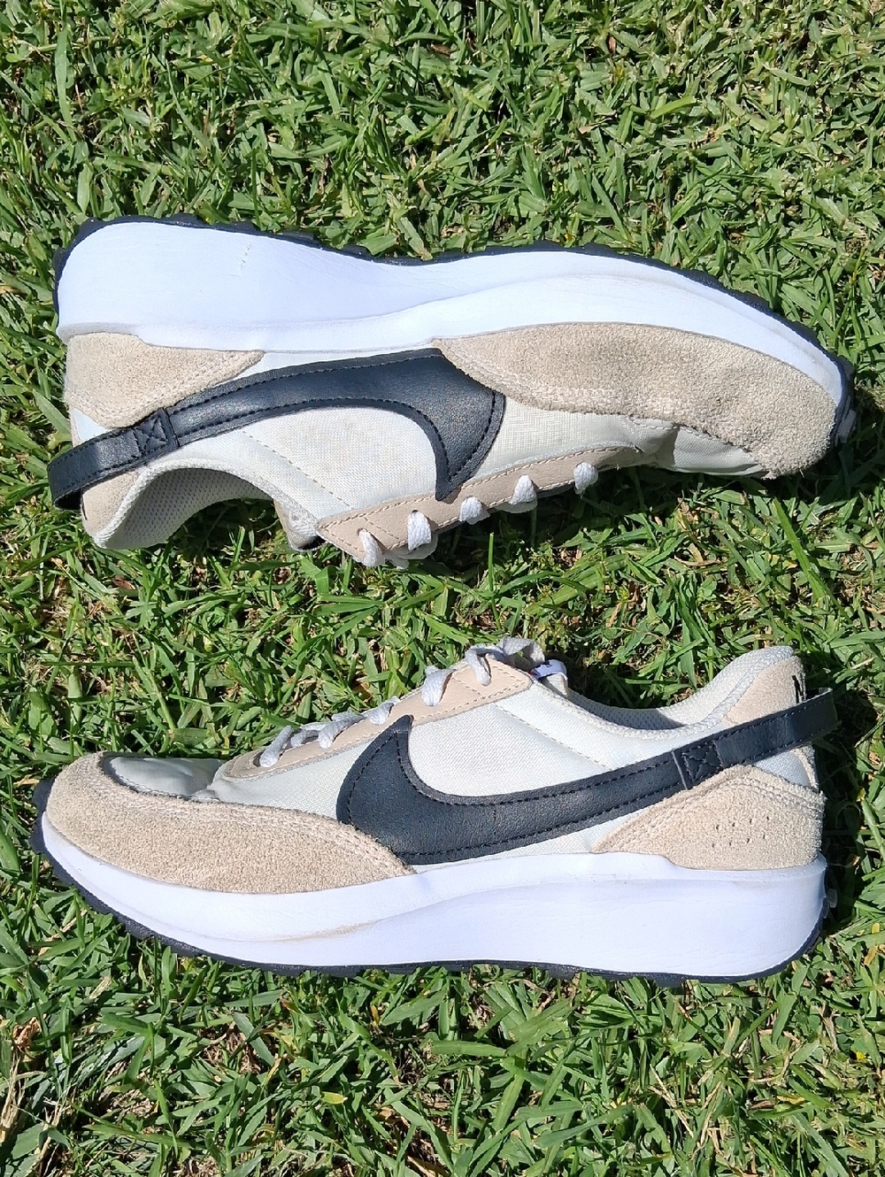 Nike Beige and Black Women's Athletic Sneakers